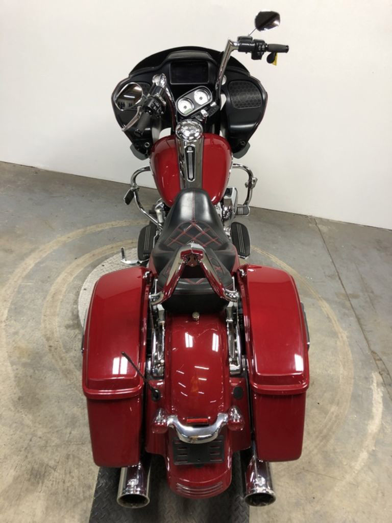 Road Glide®
