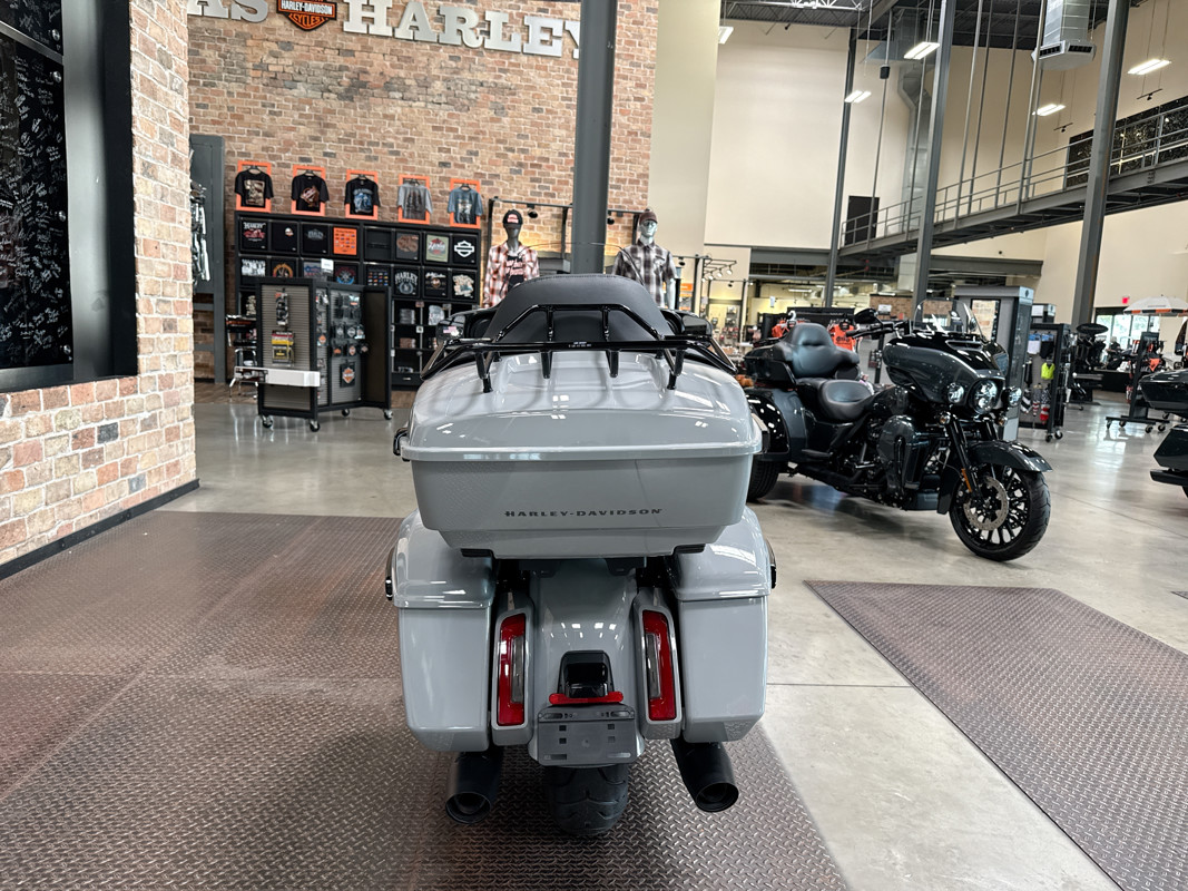 Street Glide® Ultra