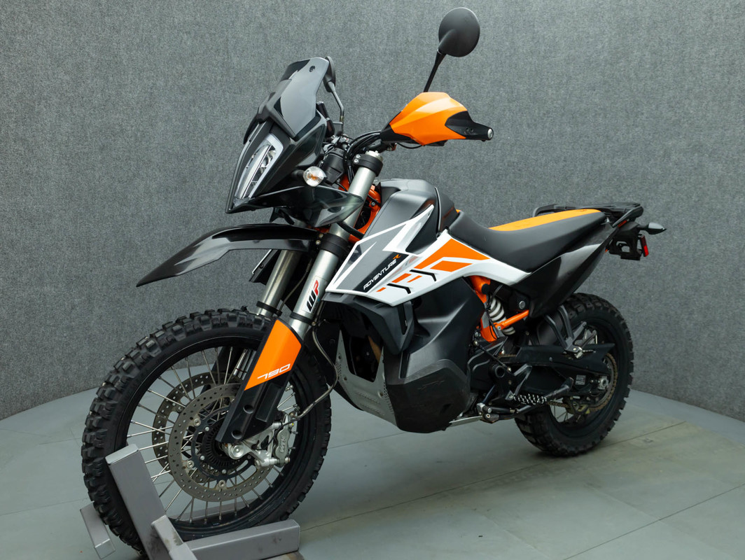 790 Adventure R