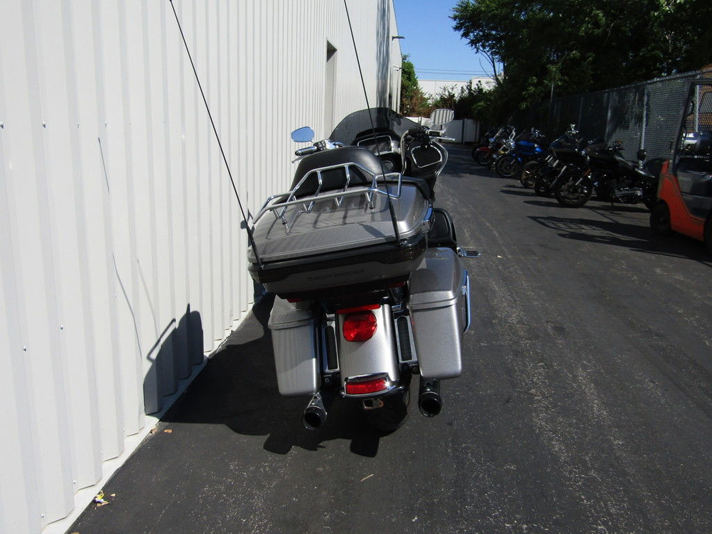 Road Glide® Ultra