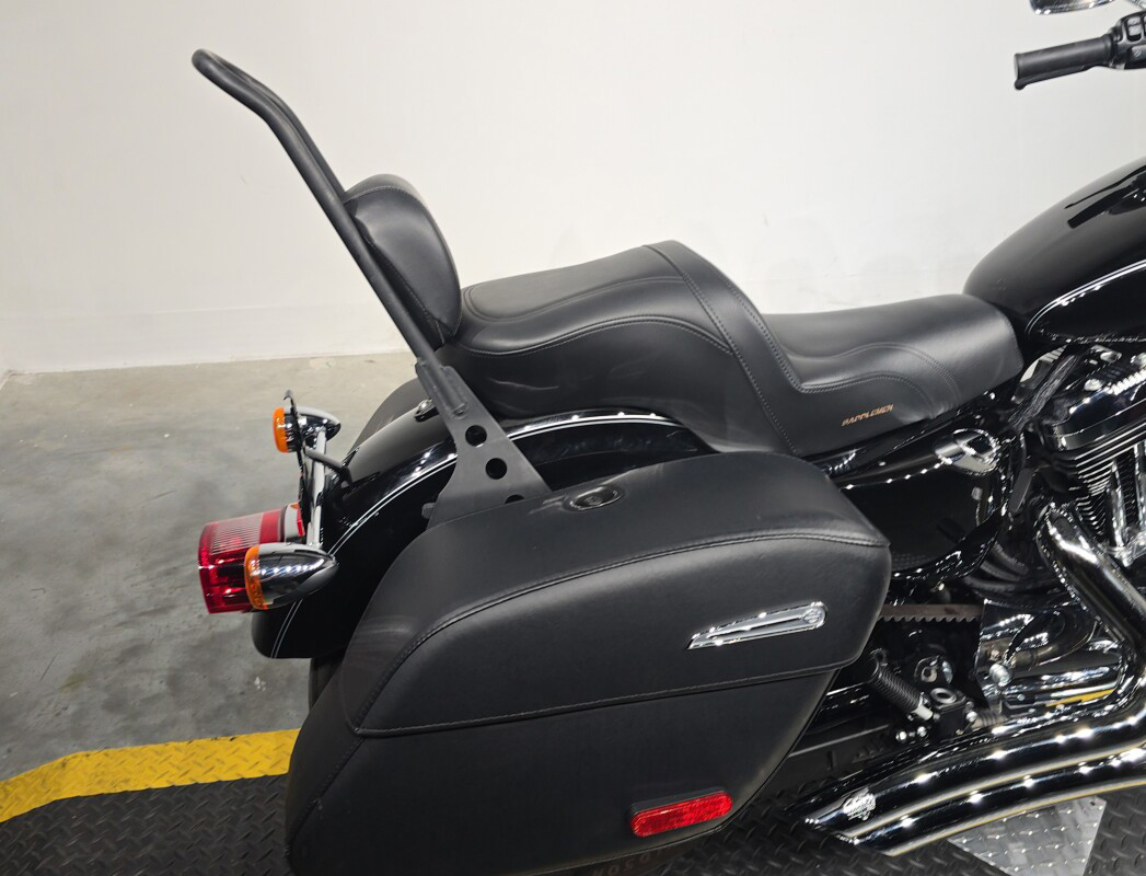 Sportster® SuperLow® 1200T