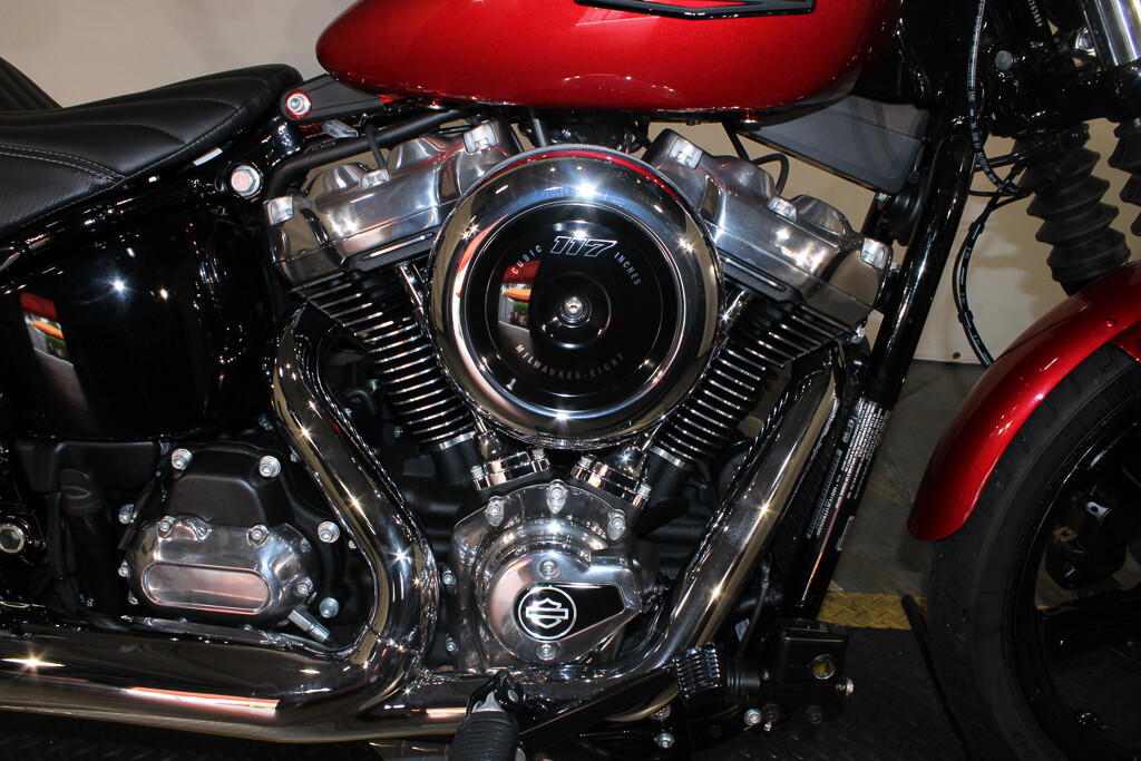 Street Bob®