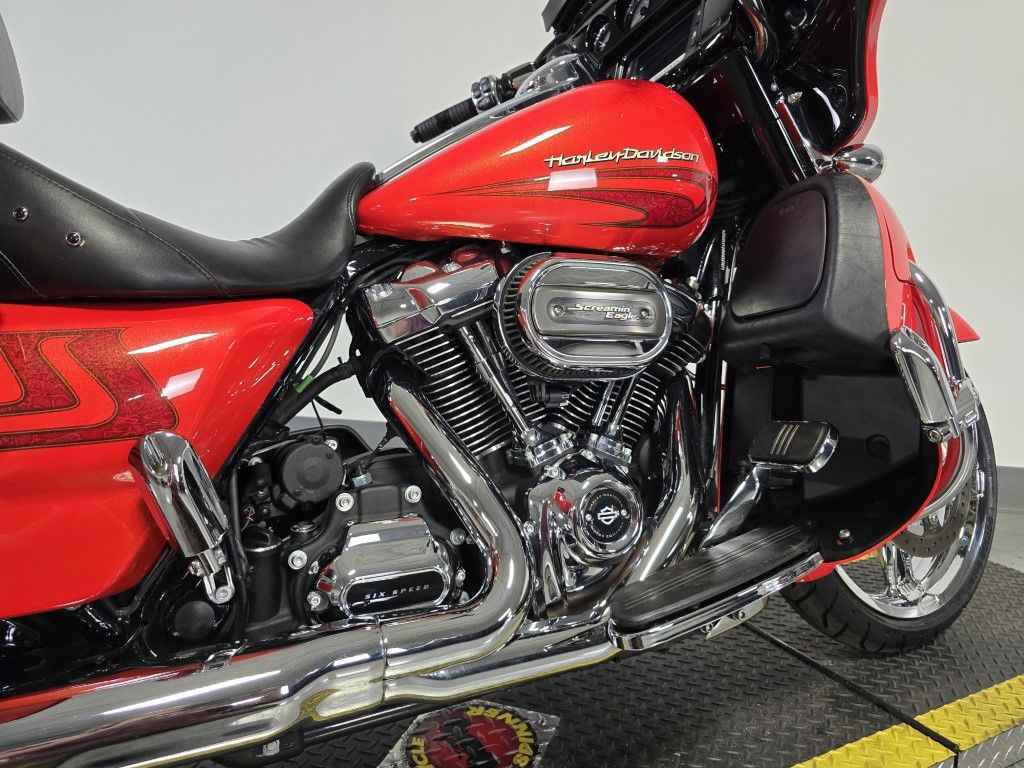 Street Glide® Special