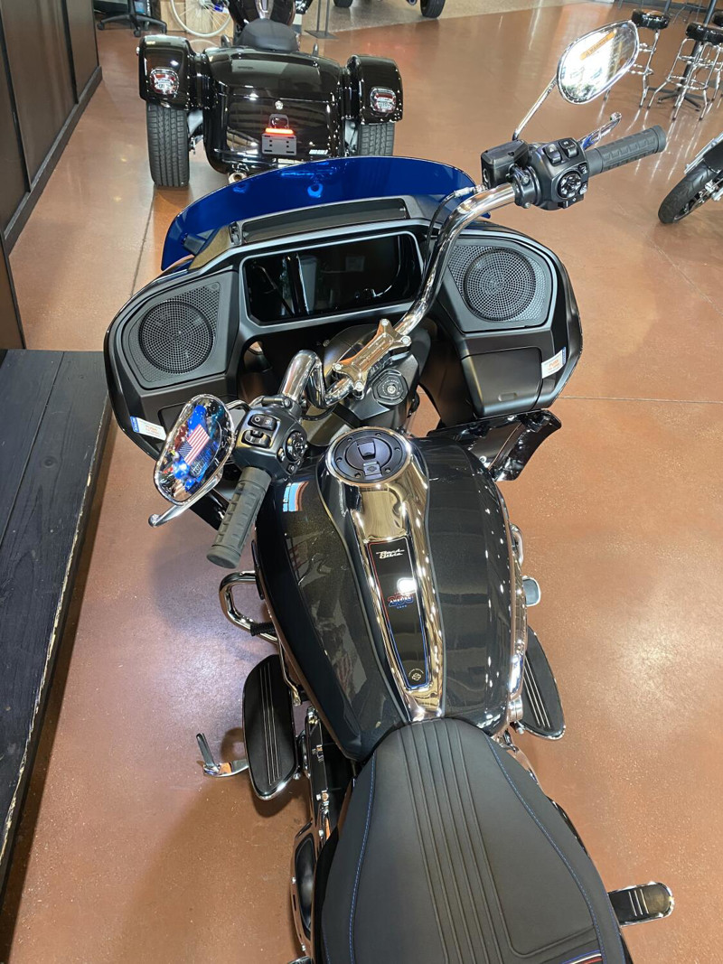 Road Glide®