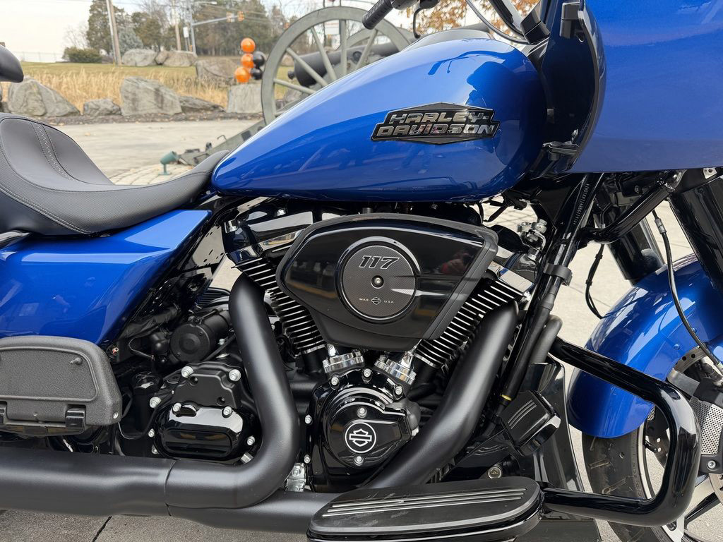 Road Glide®