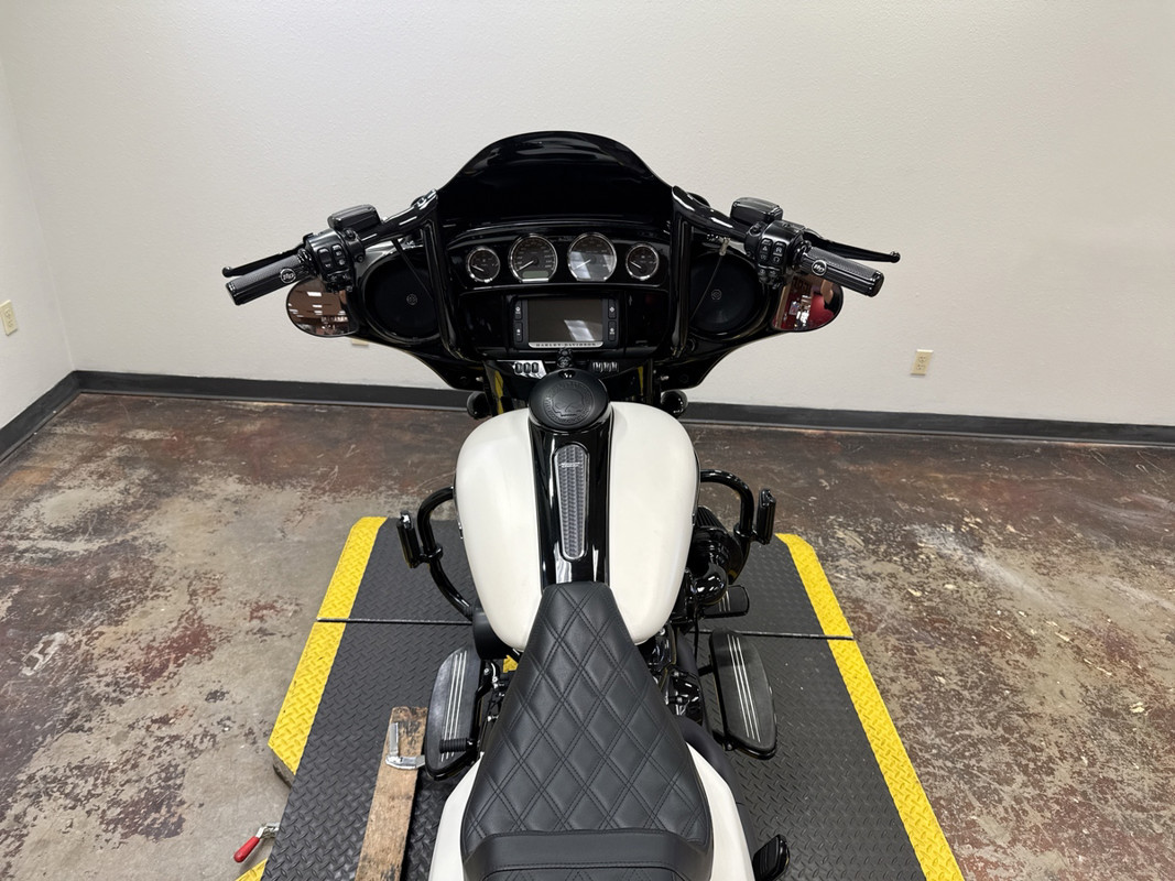 Street Glide® Special