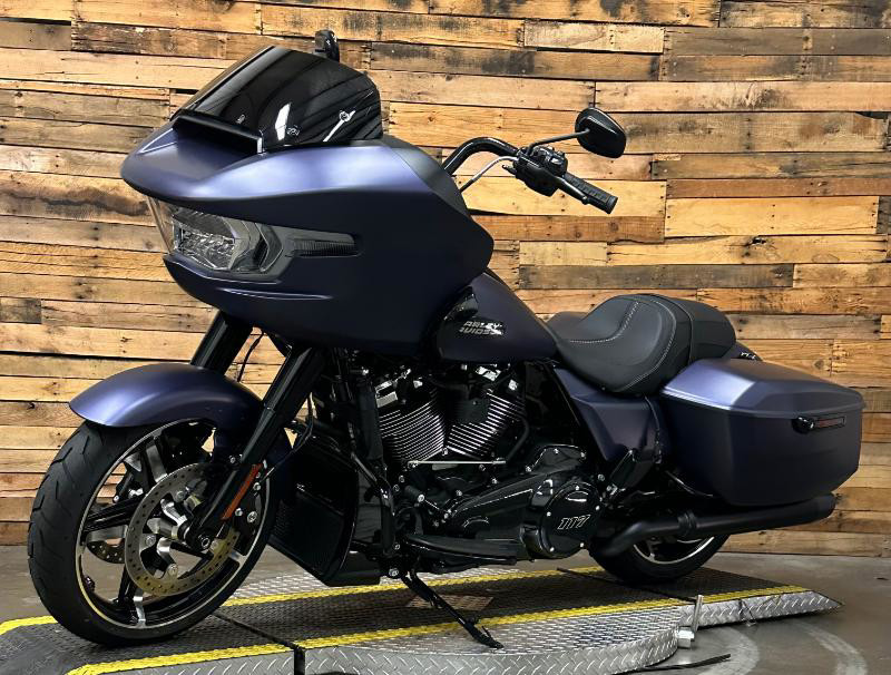 Road Glide®