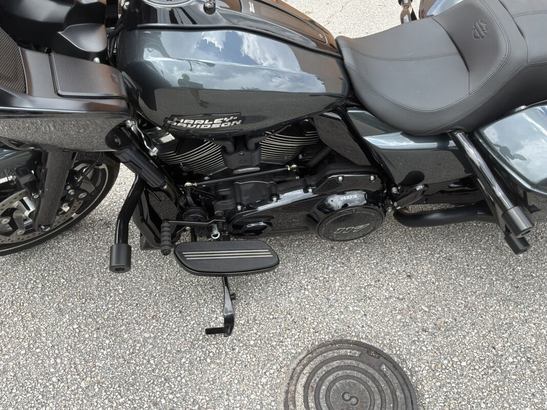 Road Glide®