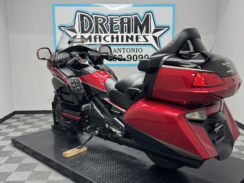 Gold Wing® Audio Comfort