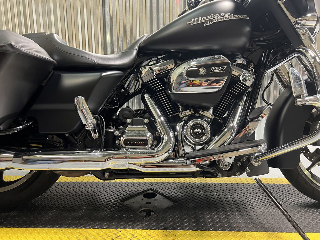 Street Glide®