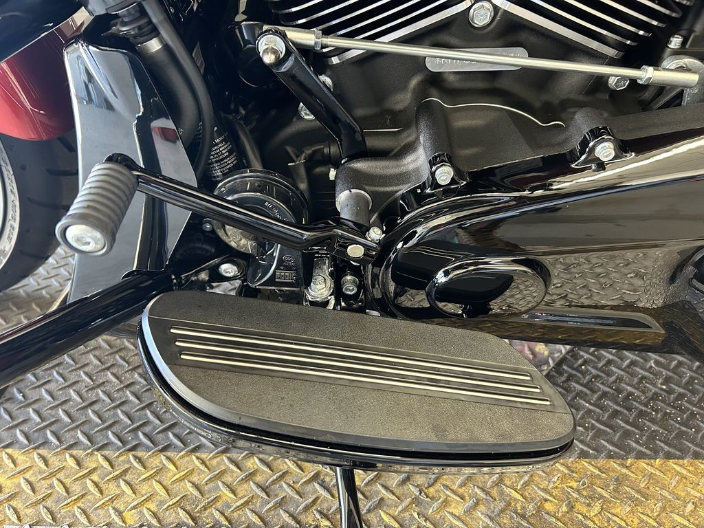 Road Glide®