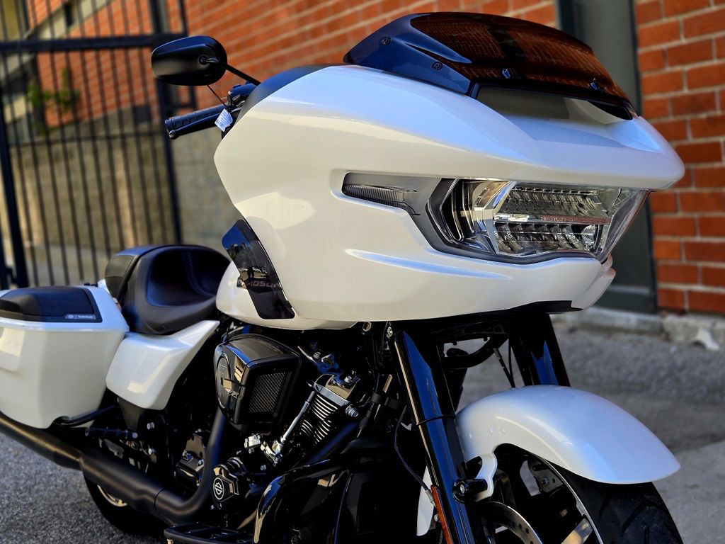 Road Glide®