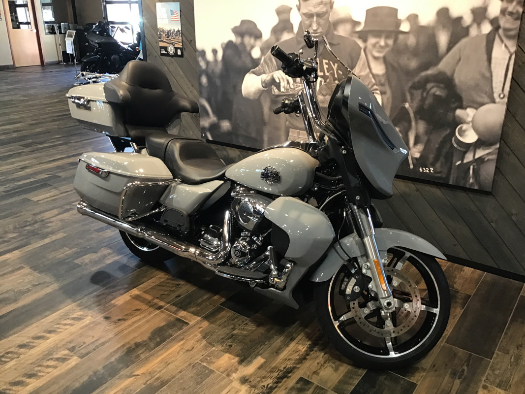Street Glide® Ultra
