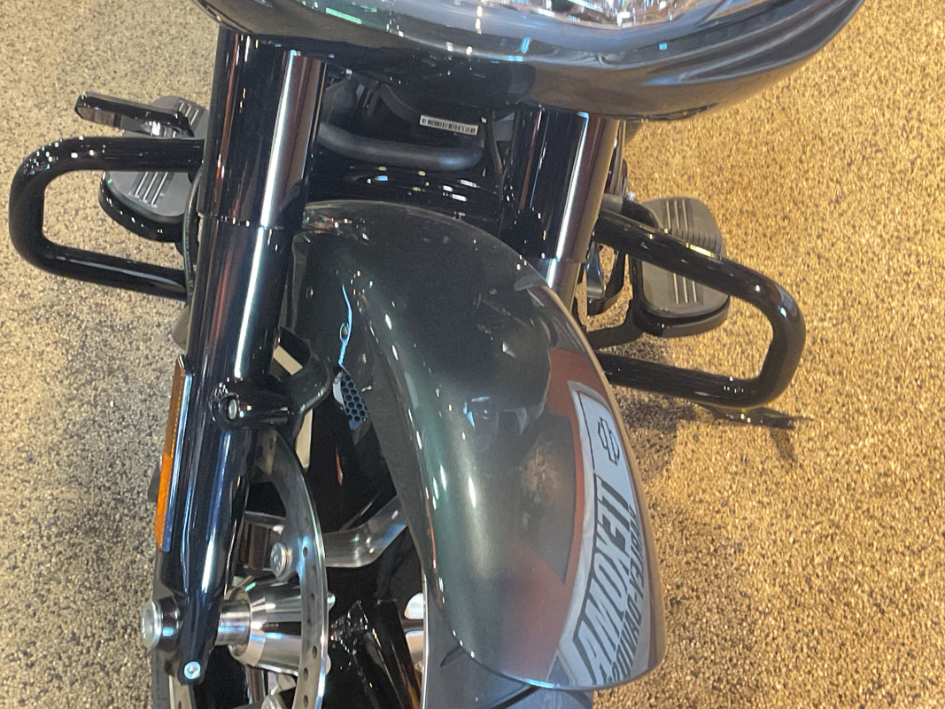 Road Glide®