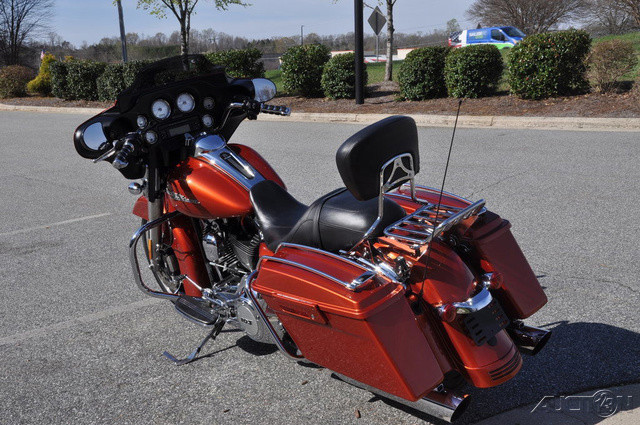 Street Glide® PowerPak