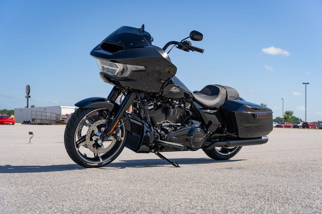 Road Glide®