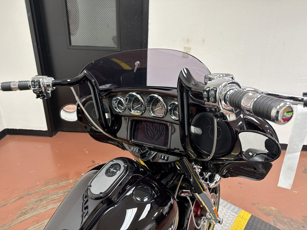 CVO® Street Glide®