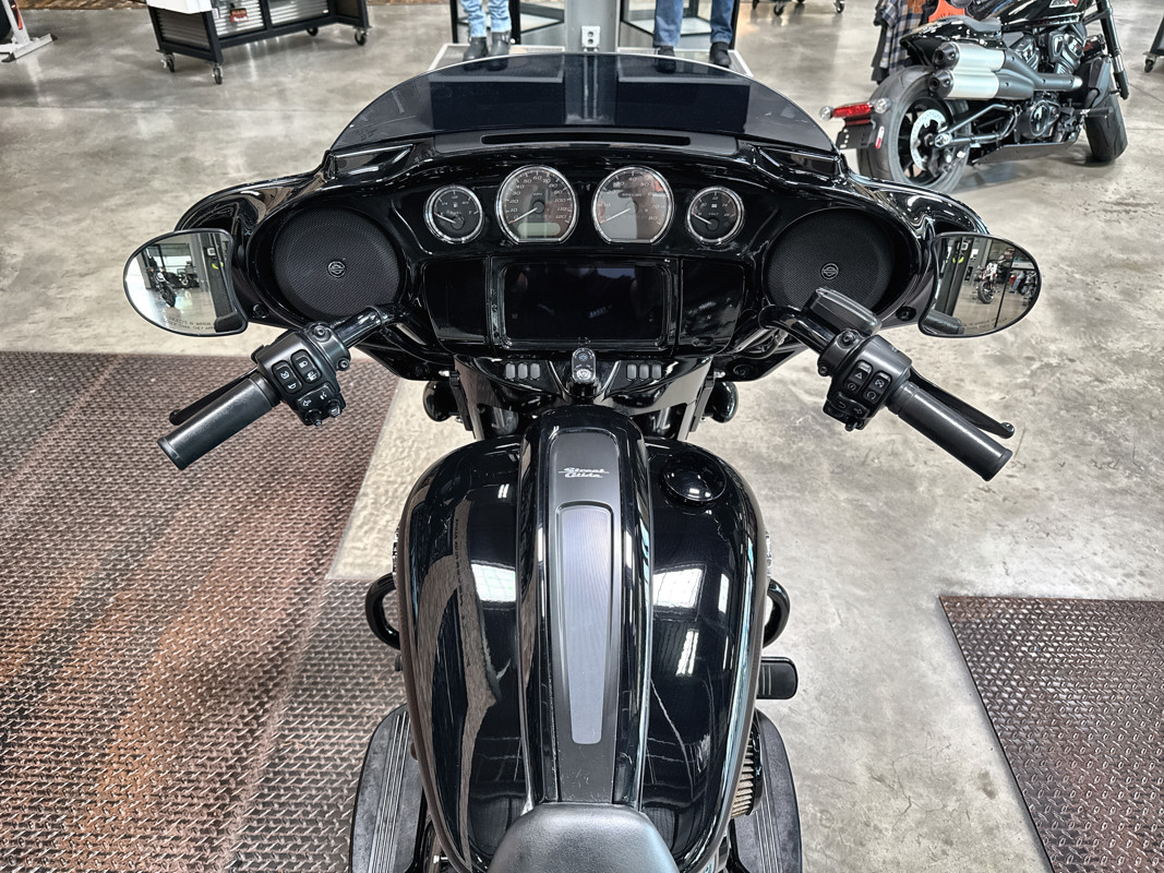 Street Glide® Special