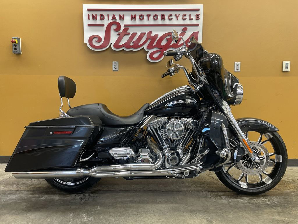 CVO® Street Glide®