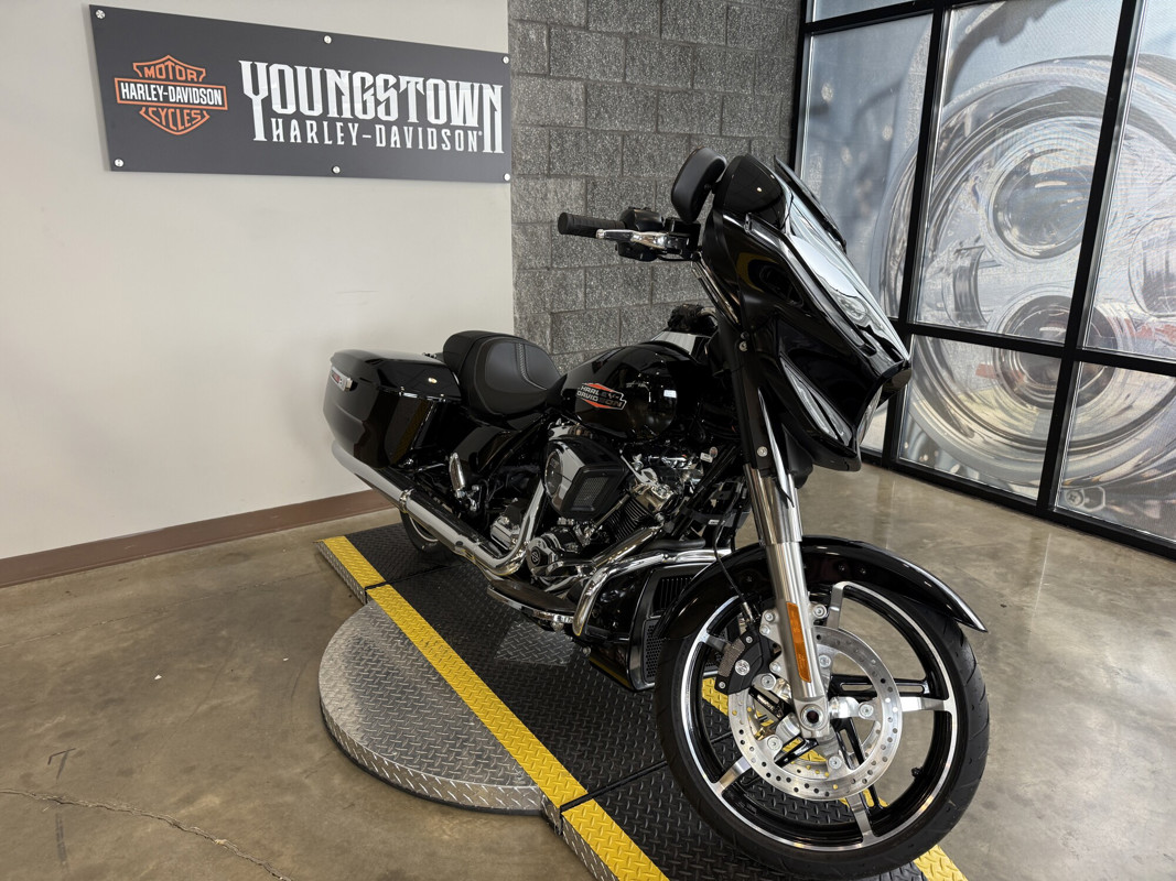 Street Glide®