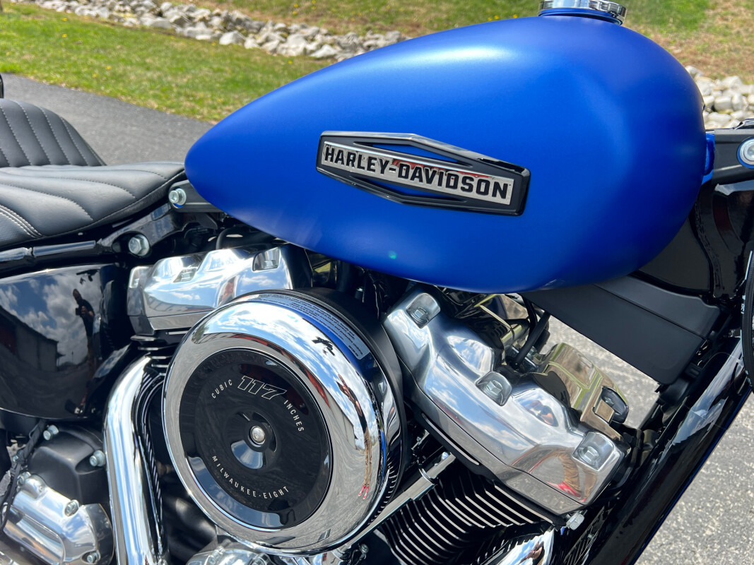 Street Bob®