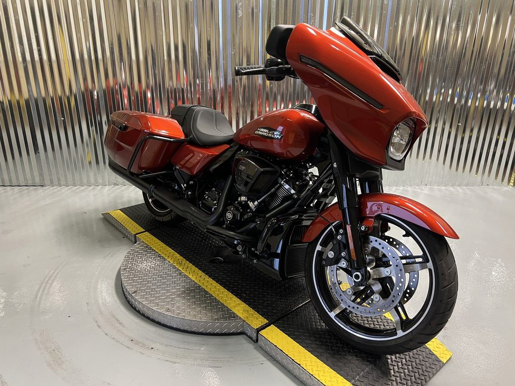 Street Glide®