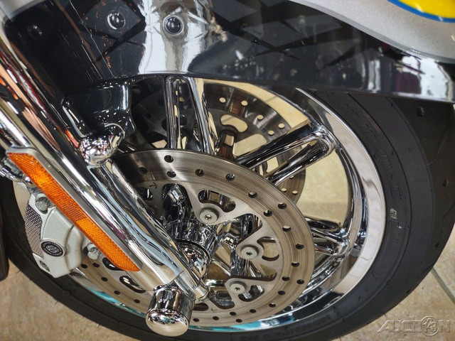 CVO® Ultra Classic® Electra Glide®