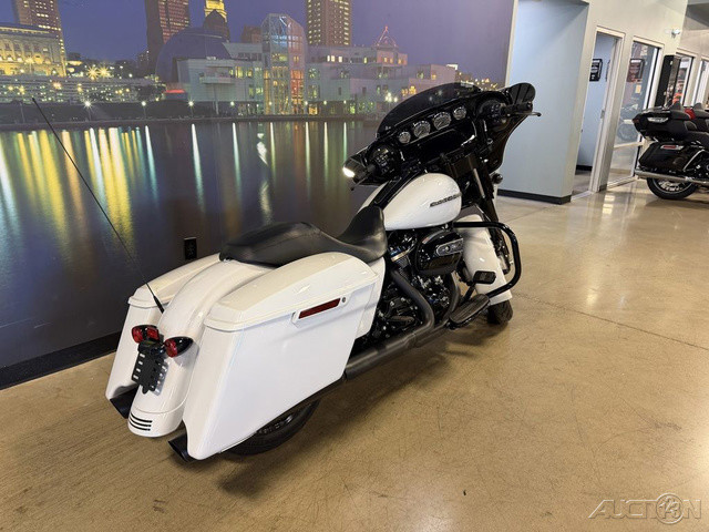 Street Glide® Special