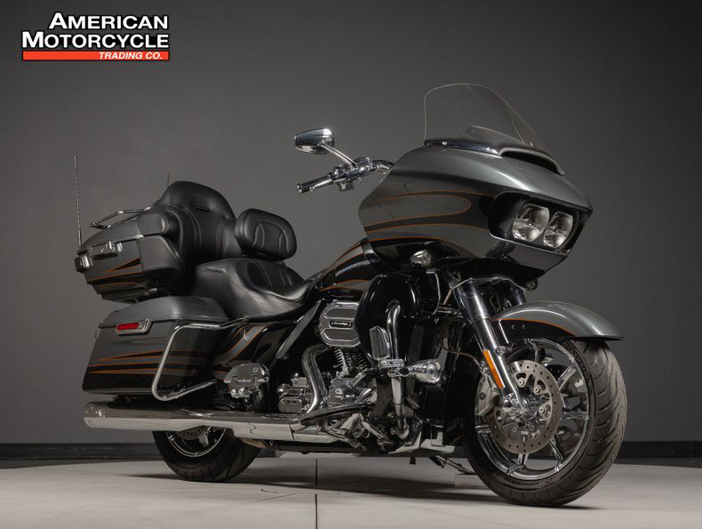 CVO® Road Glide® Ultra