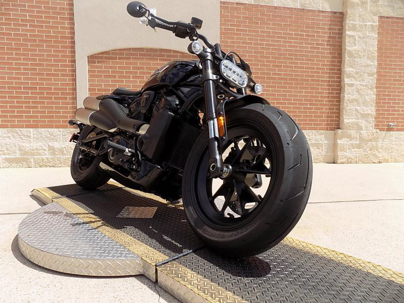 Sportster® S
