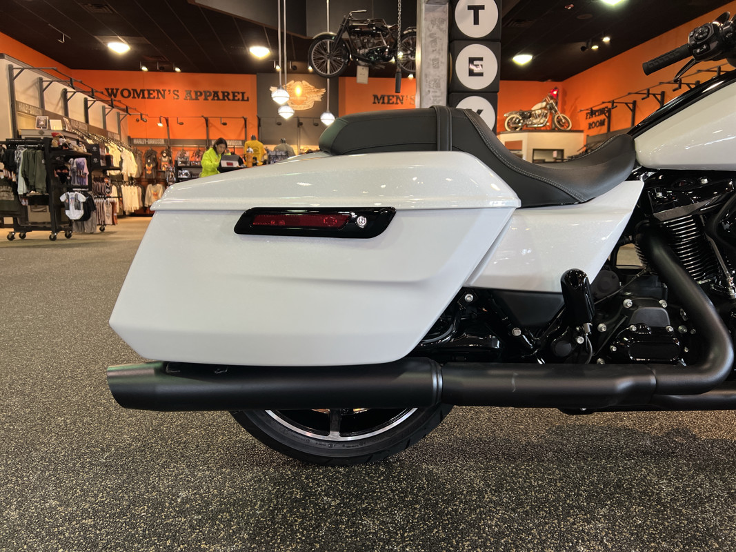 Street Glide®