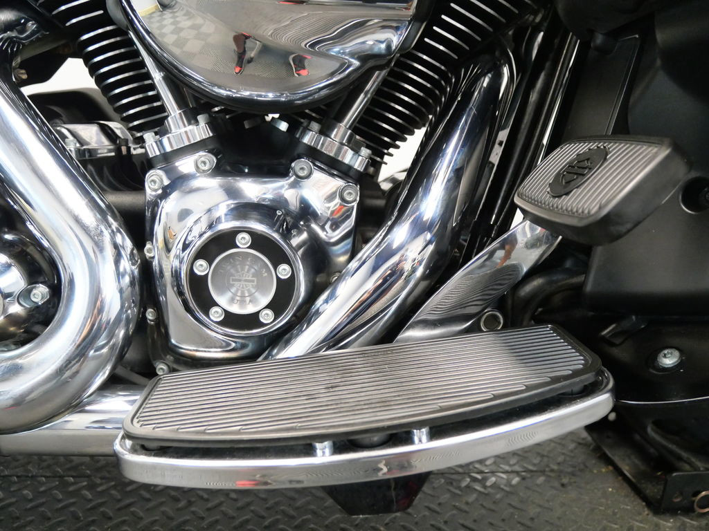 Electra Glide® Ultra Limited® Low