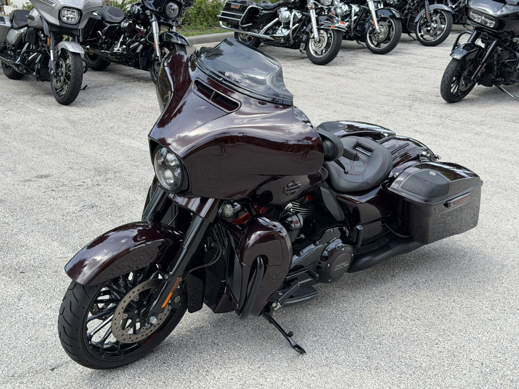 CVO® Street Glide®