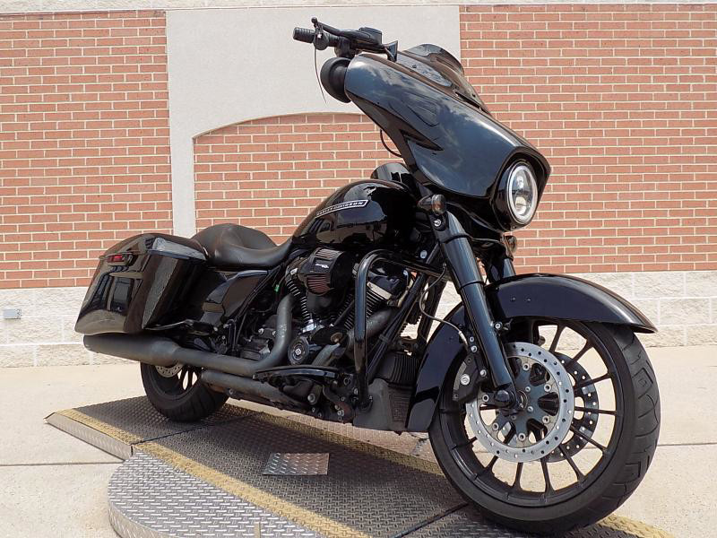 Street Glide® Special