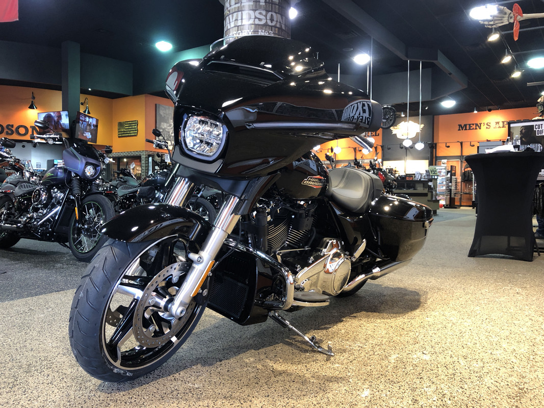 Street Glide®
