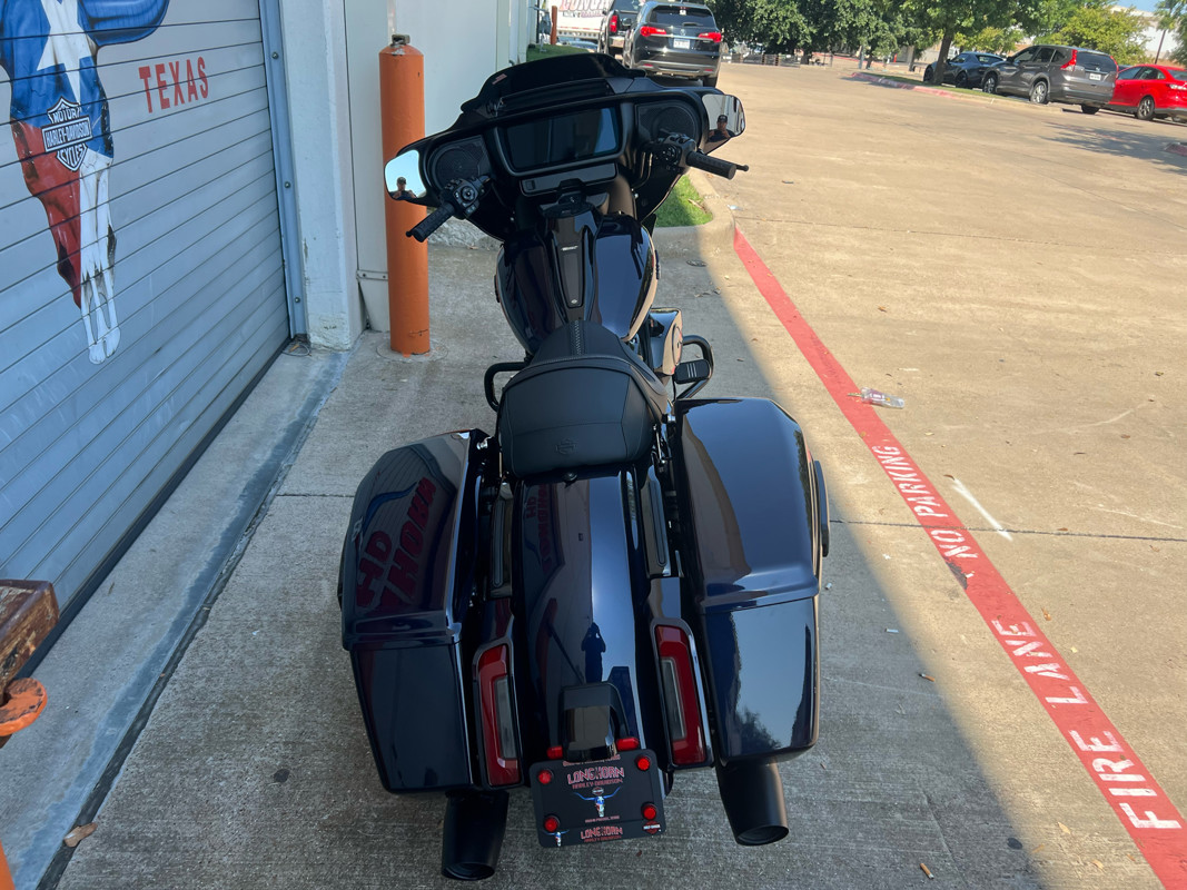 Street Glide®