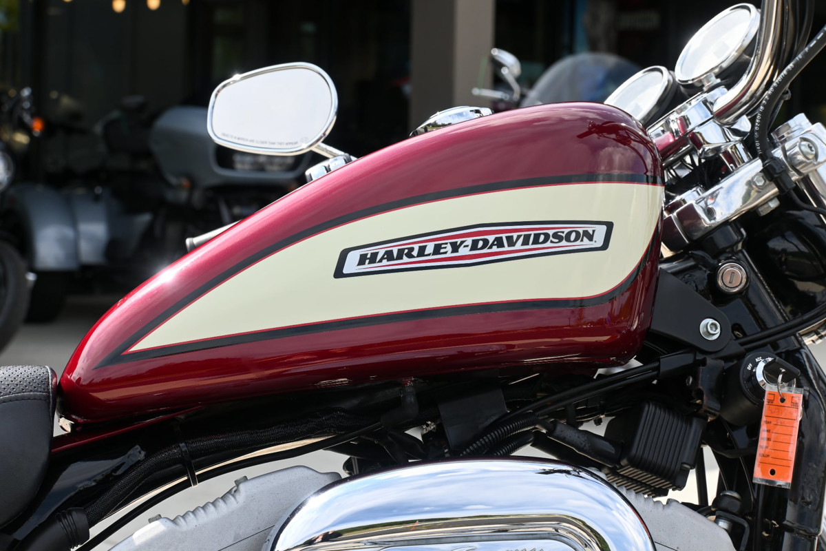 Sportster® Roadster