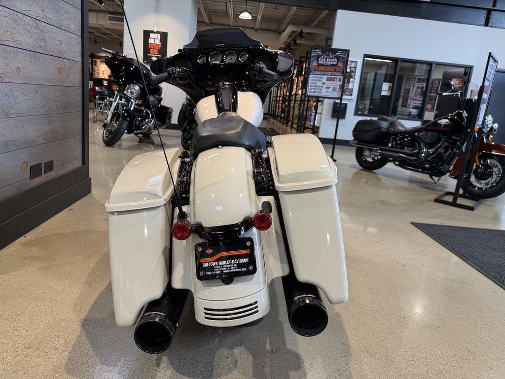Street Glide® Special