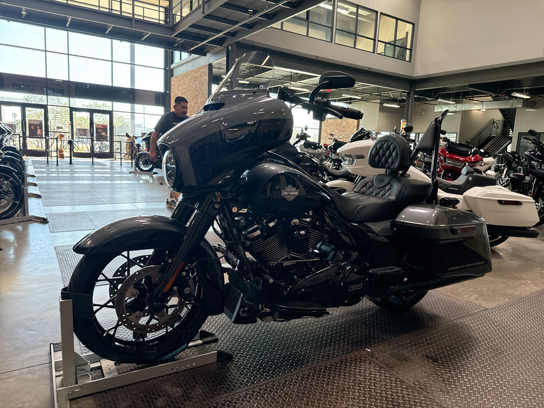 Street Glide® Special