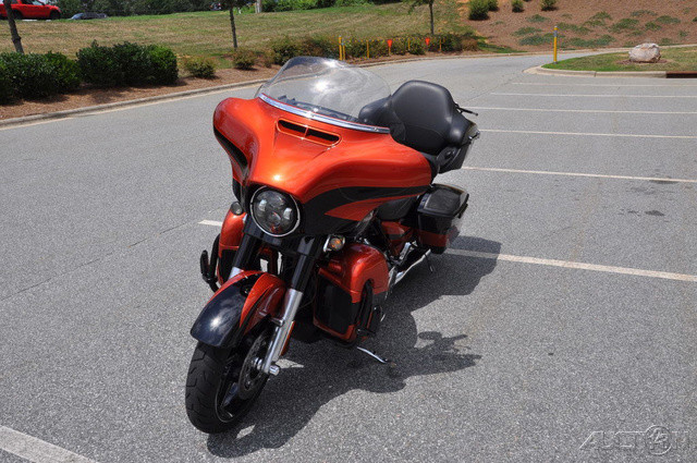 CVO® Street Glide®