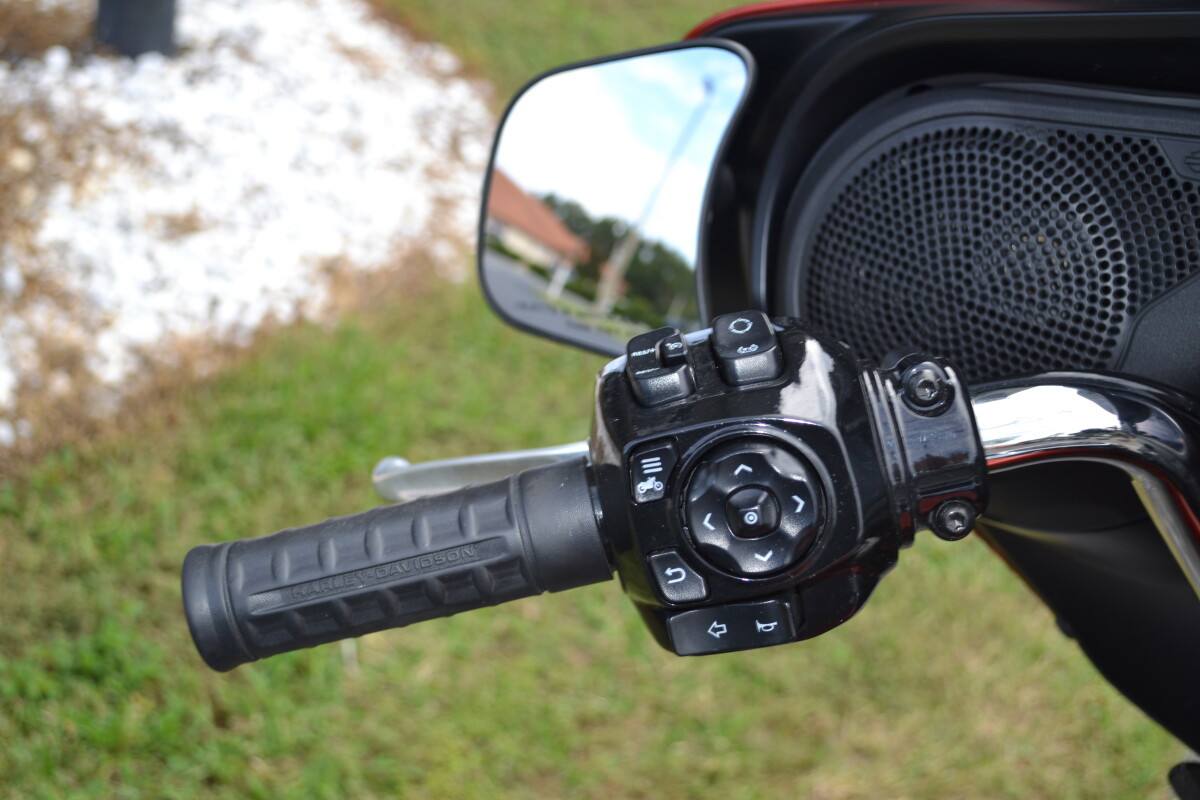 Street Glide®