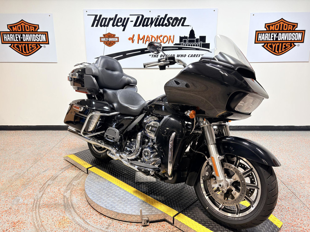 Road Glide® Ultra