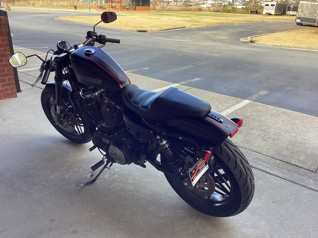 Sportster® Roadster®