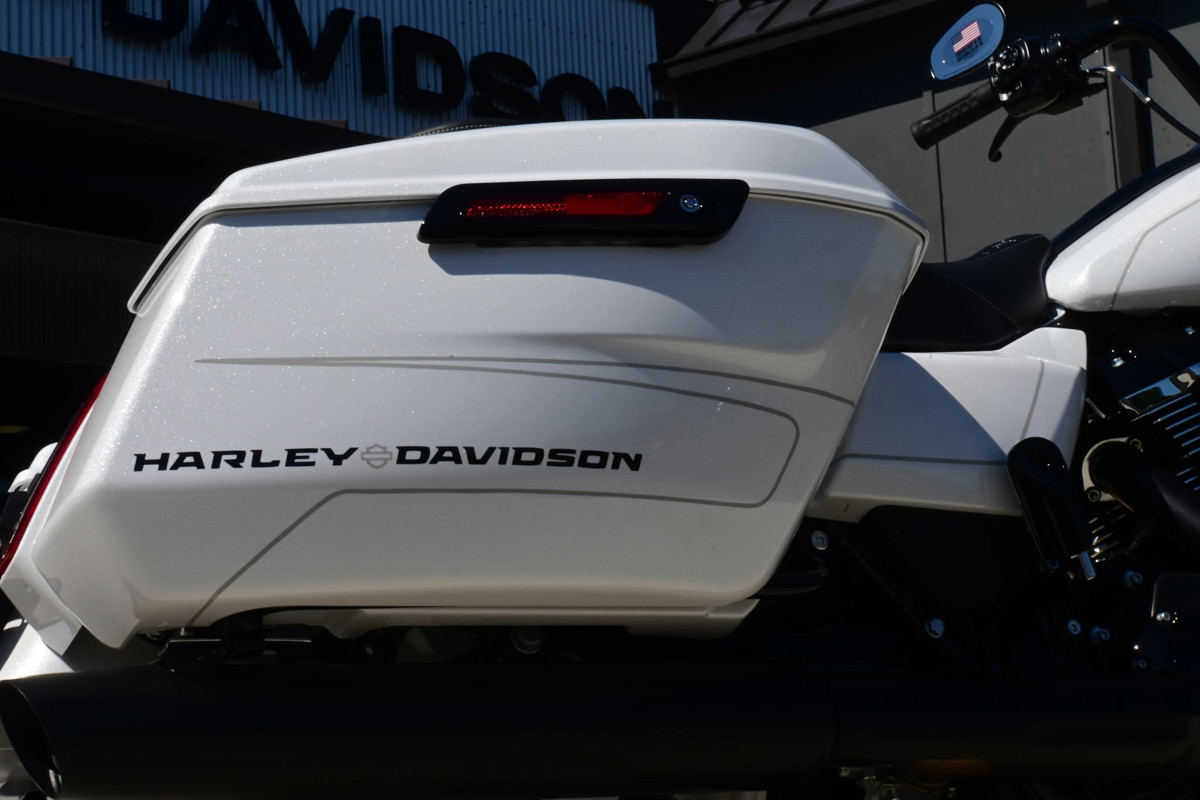 Road Glide®