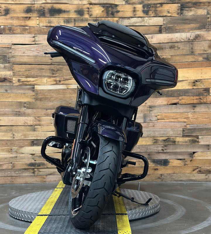 Street Glide®