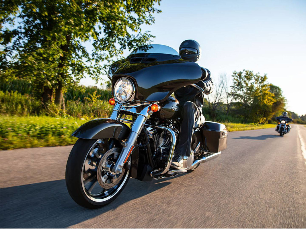 Street Glide®