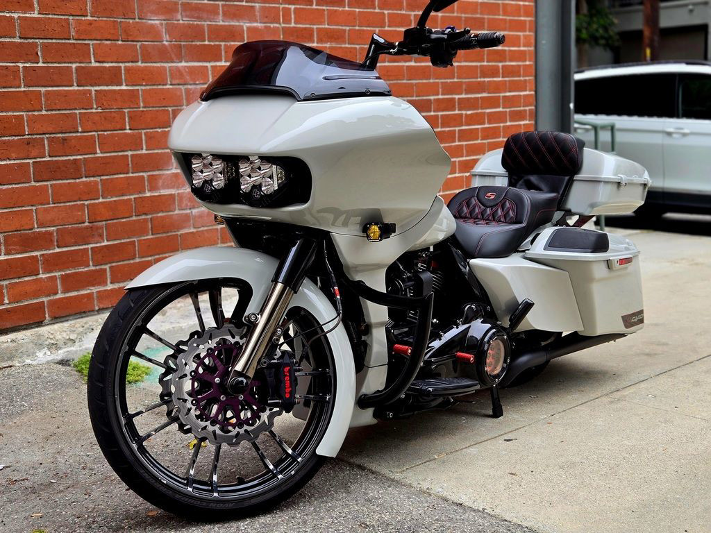 CVO® Road Glide®