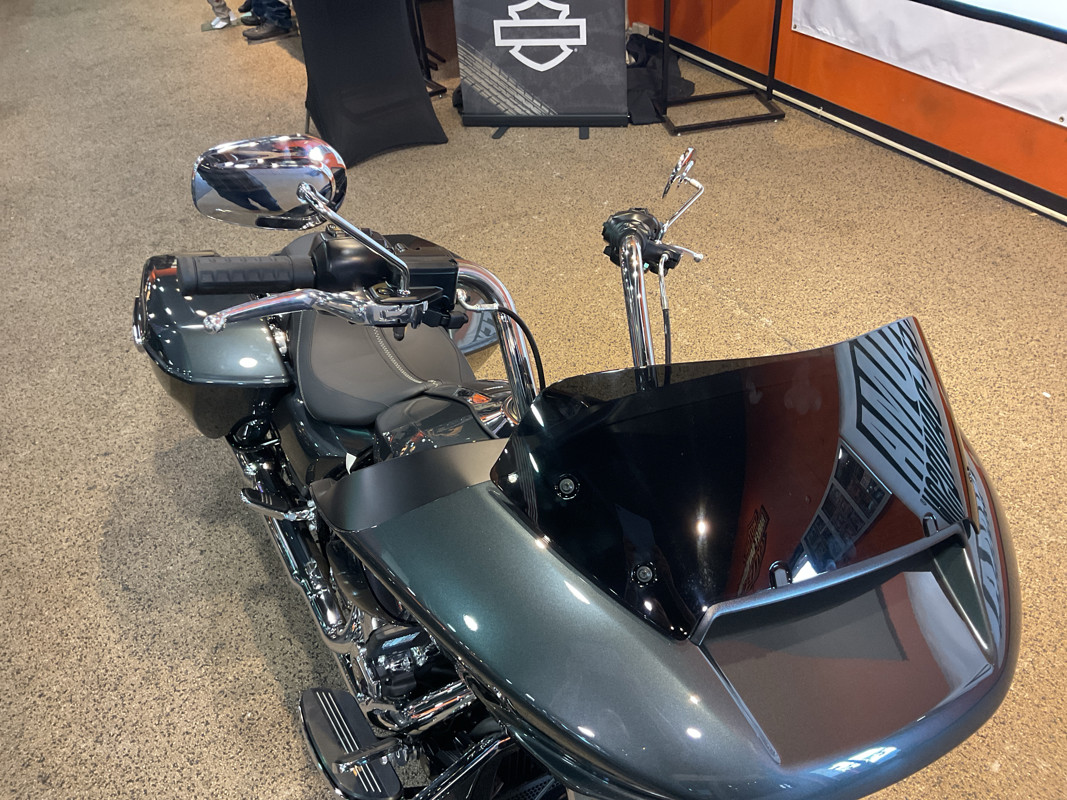 Road Glide®
