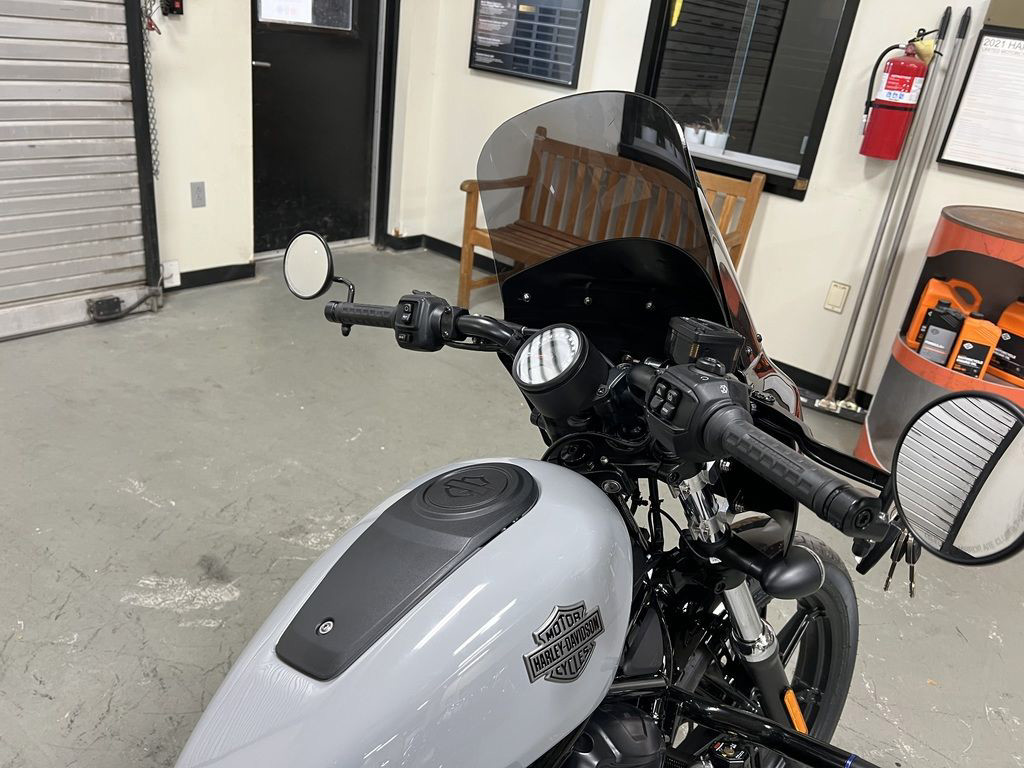Nightster