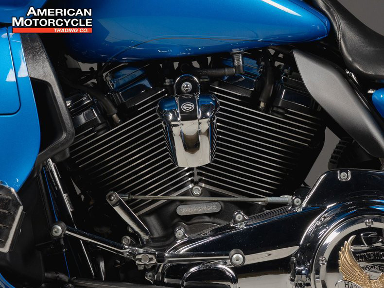 Road Glide® Ultra